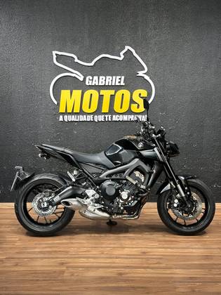 YAMAHA MT-09 YAMAHA MT-09